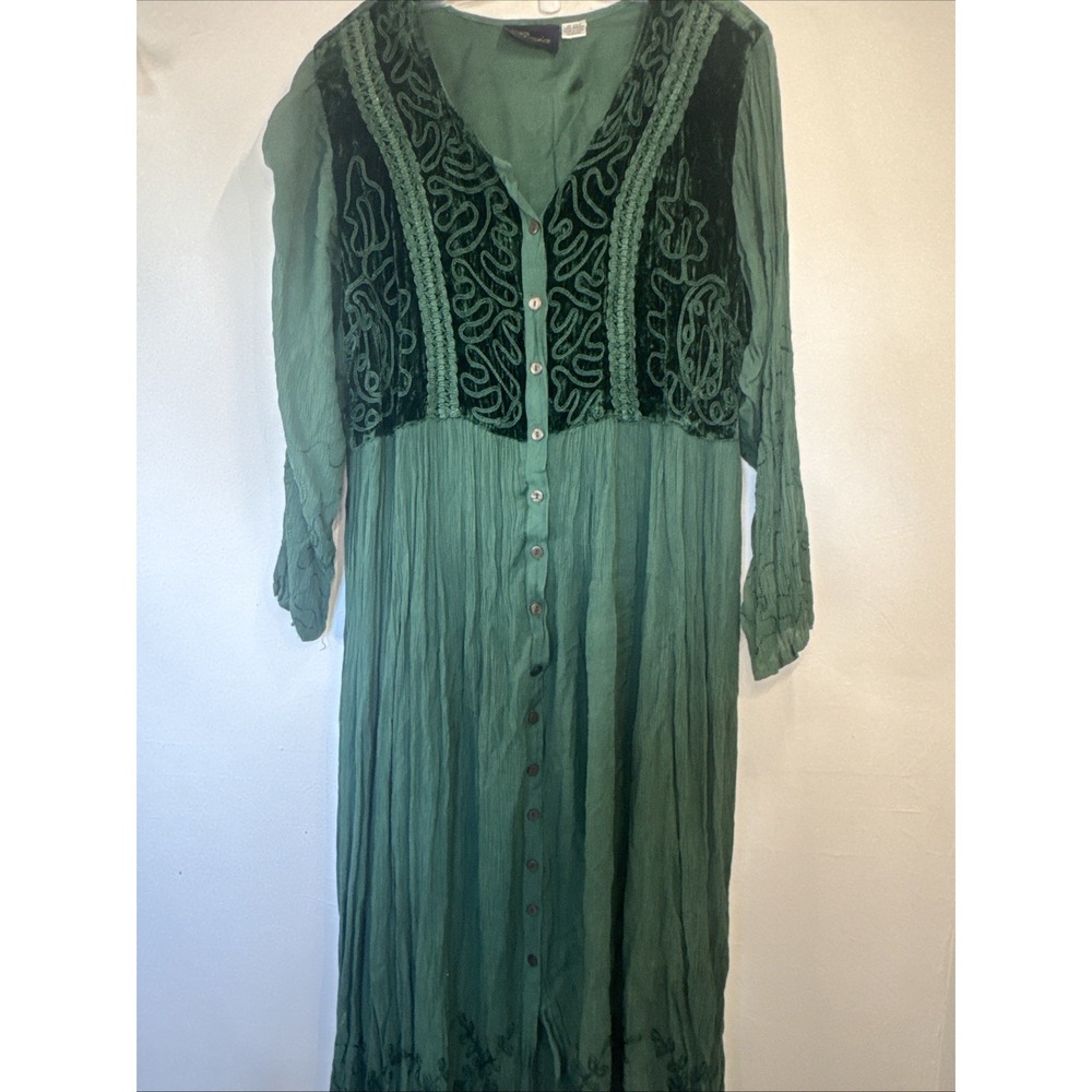 Raja Women's Green Velvet Maxi Long Sleeve Button Up Dress Plus Size Boho